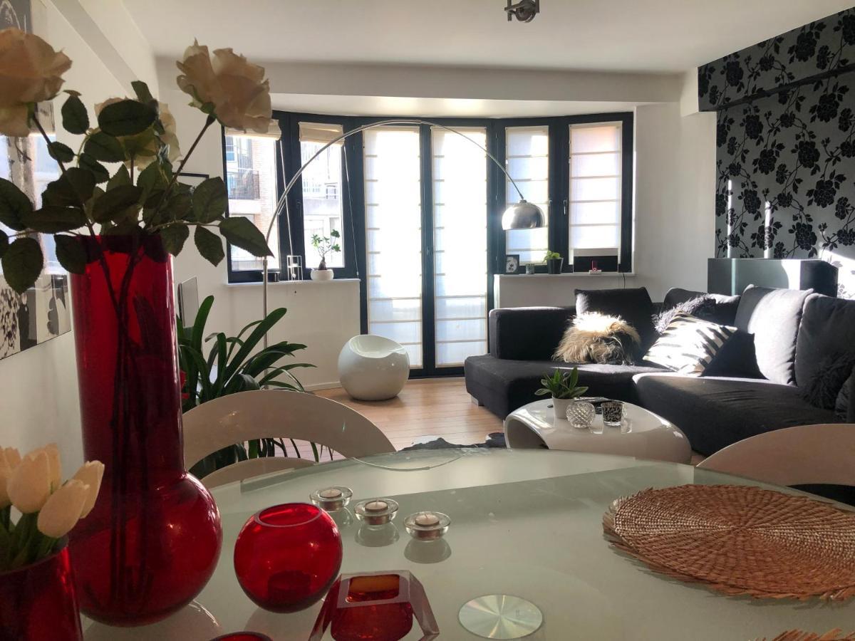 Cosy And Trendy Apartment 75M2 With Balcony - Centrally Located - Lippenslaan Knokke-Heist Buitenkant foto